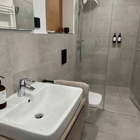 Apartment Exklusives Wohnen Im Historischen Wasserturm Dem Highlight Von We319 *